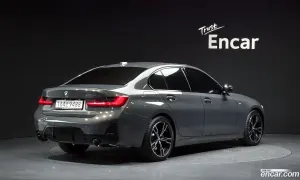 Bmw 3-series 320i M Sport 2025