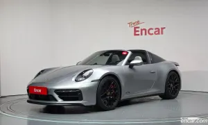 Porsche 911 Targa 4 GTS 2024