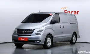 Hyundai Starex CVX Luxury 3-Seater VAN 2014