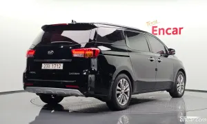Kia Canival Magic Space 7-seater Limousine 2017