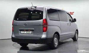 Hyundai Starex Style Van 3-Seater 2020