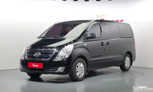 Hyundai Starex Smart 12-Seater Wagon 2016