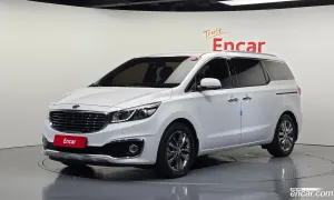 Kia Canival 9-seater Prestige 2017