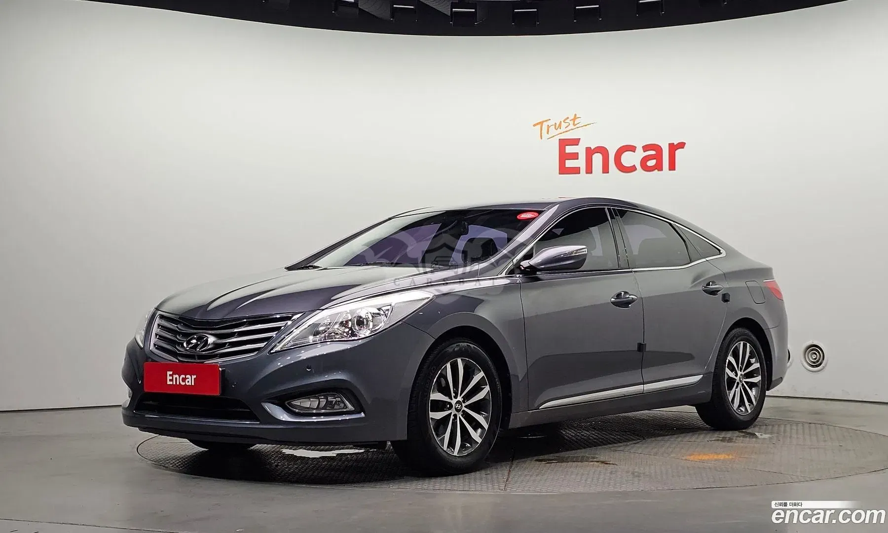 Hyundai Grandeur HG240 Luxury 2012