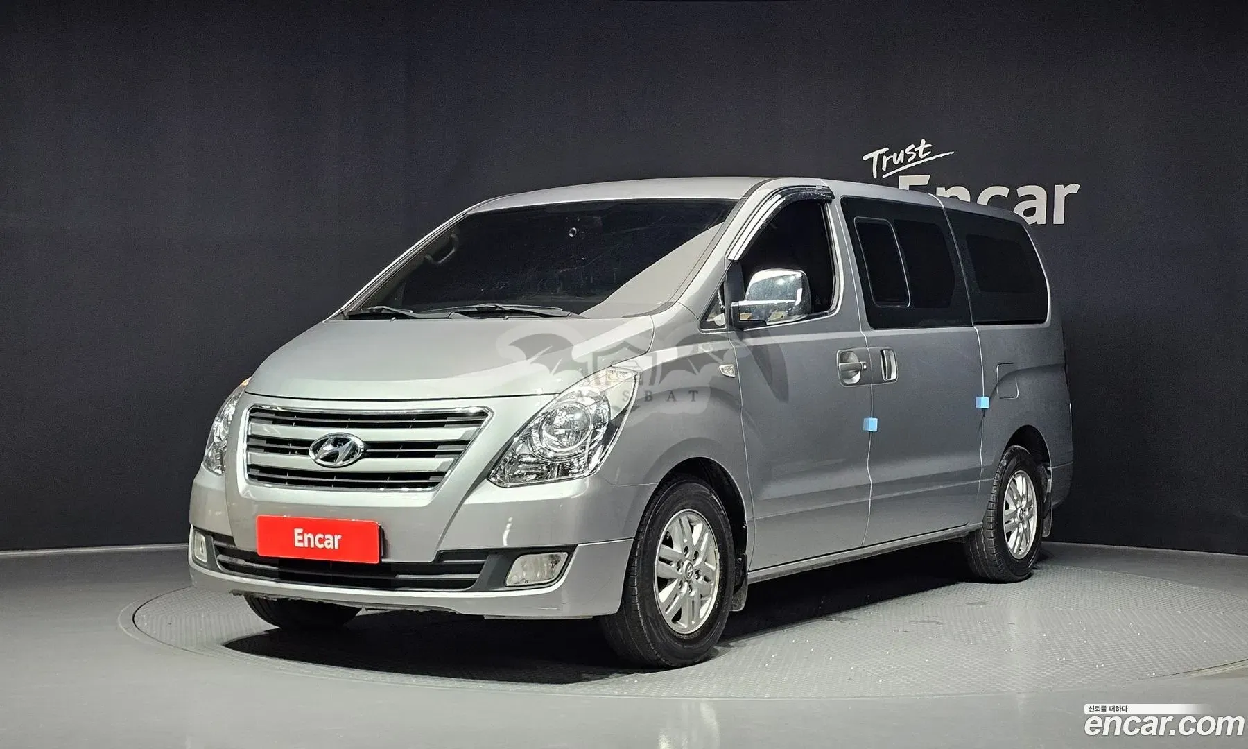 Hyundai Starex Smart 3-Seater VAN 2017