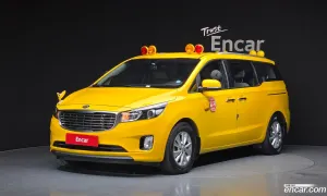 Kia Canival 11-Seater School Bus 2017