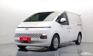 Hyundai Staria Modern Cargo 3-Seater 2024