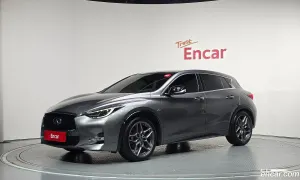 Infiniti Q30 2.0 Premium 2017