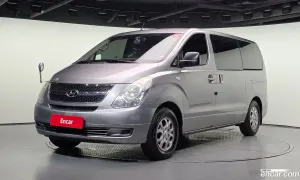 Hyundai Starex CVX Deluxe 3-Seater VAN 2015