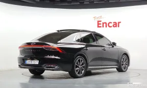 Hyundai Grandeur Le Blanc 2.5 2022