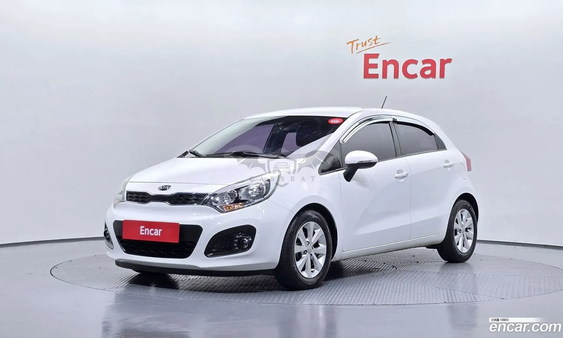 Kia Pride Luxury 1.6 GDI Hatchback 2013