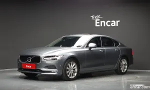 Volvo S90 D4 Momentum 2018