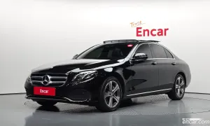 Mercedes-benz E-class E300 4MATIC Avnatgarde 2016