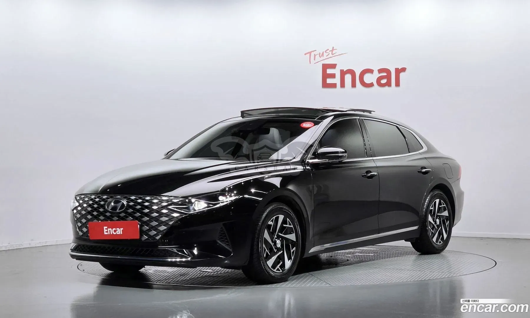 Hyundai Grandeur Le Blanc 2022