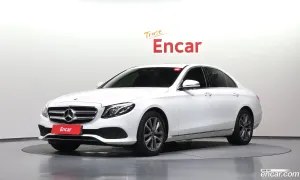 Mercedes-benz E-class E300 4MATIC Avnatgarde 2019