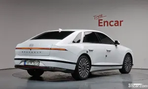 Hyundai Grandeur Calligraphy 2023