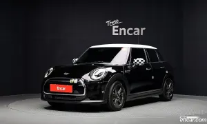 Mini Cooper Third Generation 5Door Classic 2021