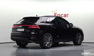 Audi Q8 55 TFSI Quattro Premium 2021