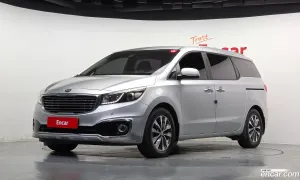Kia Canival 9-seater Luxury 2015
