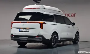 Kia Canival Signature Gasoline 9-Seater Hi Limousine 2024