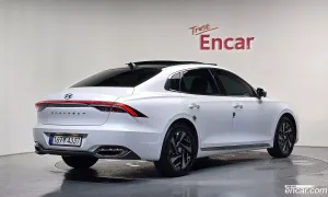 Hyundai Grandeur Le Blanc 2022