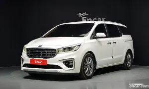 Kia Canival 9-Seater Luxury 2018