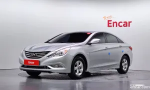 Hyundai Sonata LPi Deluxe 2012
