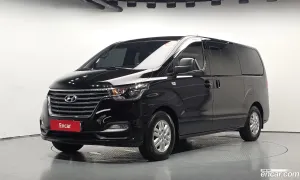 Hyundai Starex Modern Van 5-Seater 2019