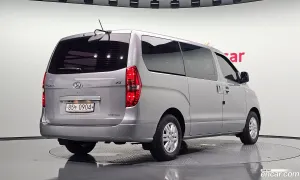 Hyundai Starex Modern Van 5-Seater 2018