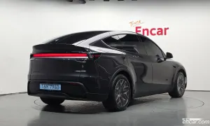 Tesla Model y L Long Range AWD 2026