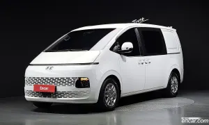 Hyundai Staria Modern Cargo 5-Seater 2021