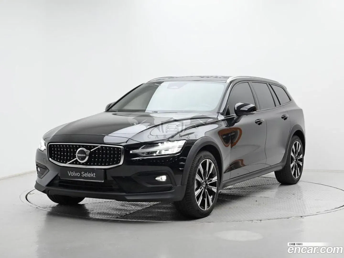 Volvo V60 B5 Ultimate AWD 2024