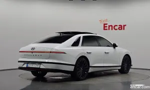 Hyundai Grandeur Calligraphy 2023