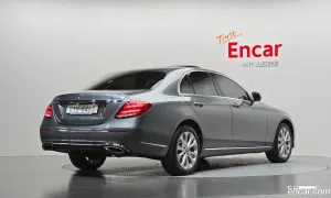 Mercedes-benz E-class E300 4MATIC Exclusive 2017