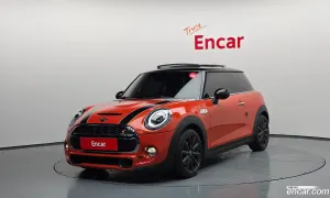 Mini Cooper Third Generation Standard 2018