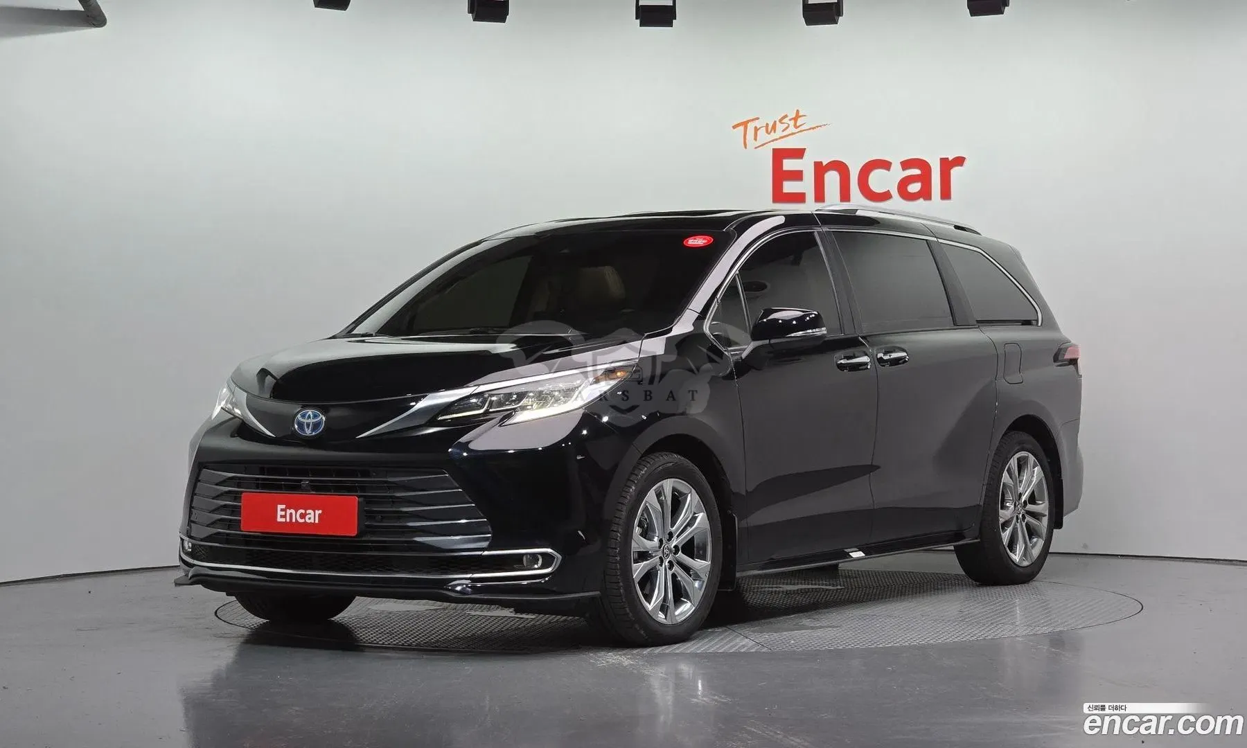 Toyota Sienna 2.5 Hybrid 2WD 2022