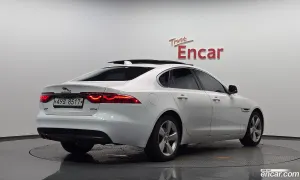 Jaguar Xf 20d Prestige 2017