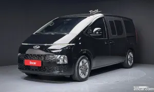 Hyundai Staria Modern Tourer 11-Seater 2023