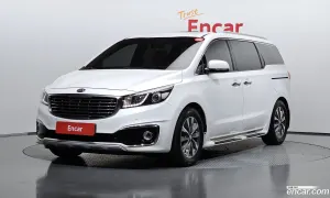 Kia Canival 9-seater Luxury 2016