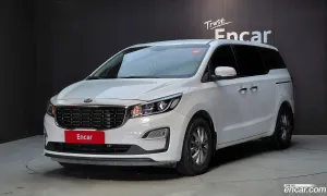 Kia Canival 11-Seater Deluxe 2020