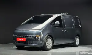 Hyundai Staria Modern Cargo 3-Seater 2022