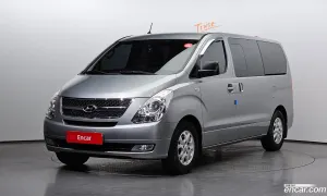 Hyundai Starex CVX Premium 5-Seater VAN 2015