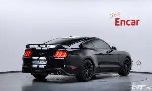 Ford Mustang Coupe 2018