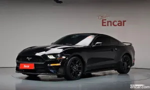 Ford Mustang Coupe 2020