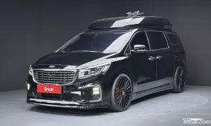 Kia Canival Noblesse 9-seater Hi-Limousine 2017