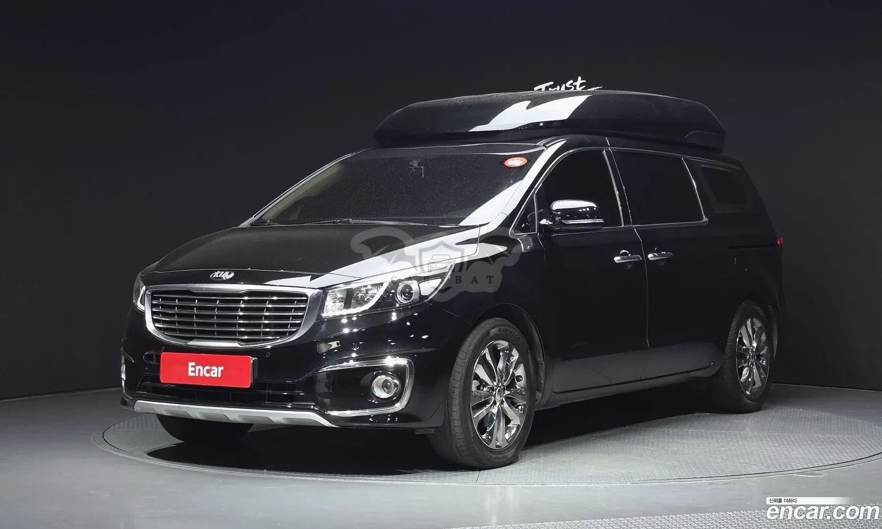 Kia Canival Prestige 9-seater Hi-Limousine 2016