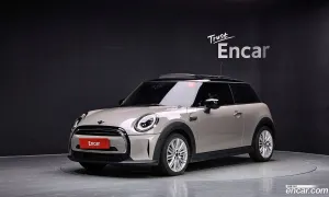 Mini Cooper Third Generation Classic Plus Launch Pack 2022