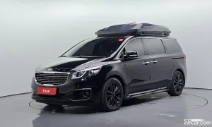 Kia Canival 9-seater Noblesse 2016