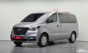 Hyundai Starex Smart Van 5-Seater 2019