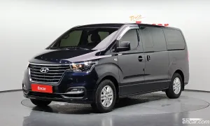 Hyundai Starex Modern Van 5-Seater 2020